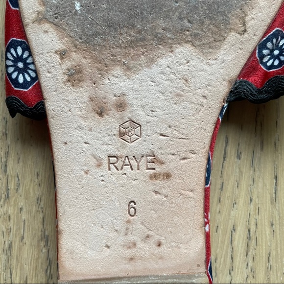 Red Patterned Slides - Picture 4 of 4